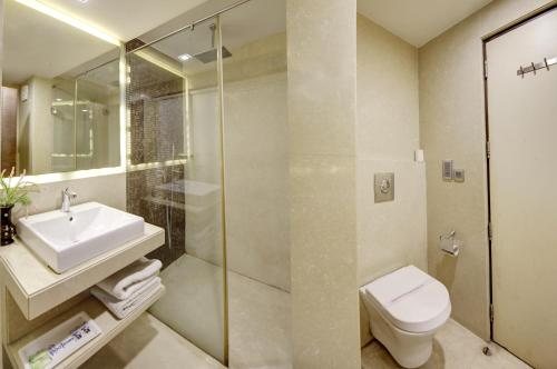 Hotel Good Times Budget Friendly Great Location Value Stay — Bathroom