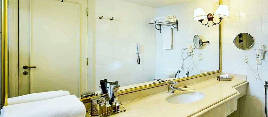 Hotel Grand Mercure Sao Paulo Ibirapuera — Bathroom