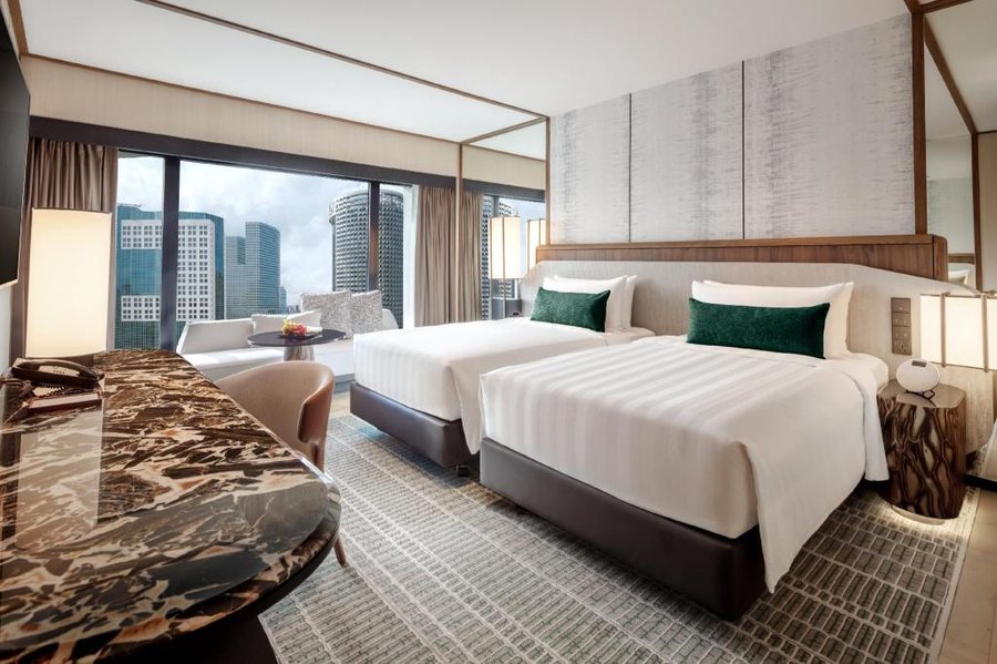 Hotel Grand Pacific — Guest room