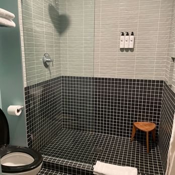 Hotel Grand Stark — Bathroom