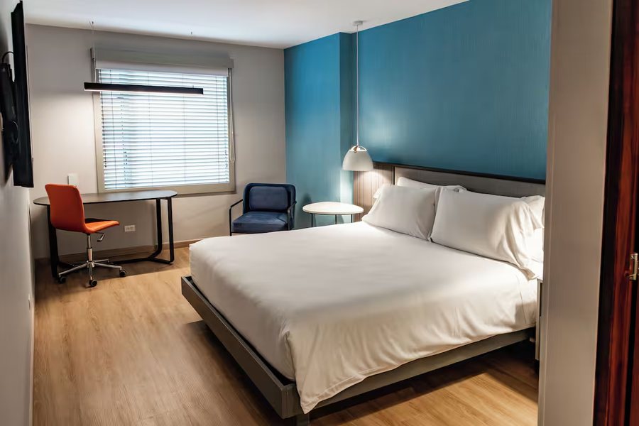 Hotel Habitel Select Bogota — Guest room