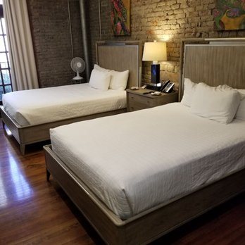 Hotel Hale — Guest room