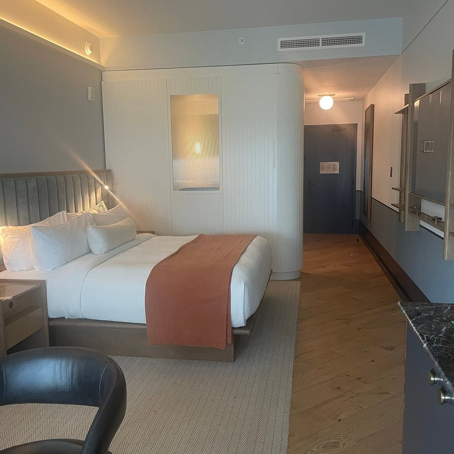 Hotel Henrietta — Guest room