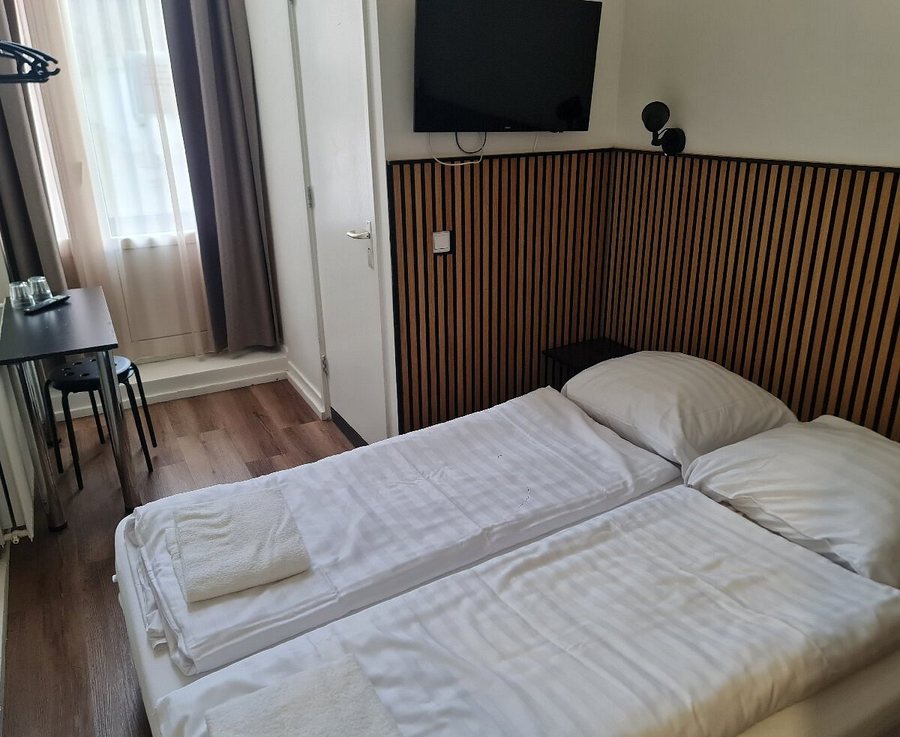 Hotel Hortus — Guest room
