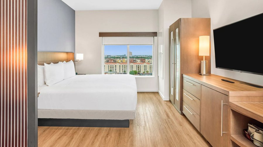 Hotel Houston Medical Center NRG Park — Guest room