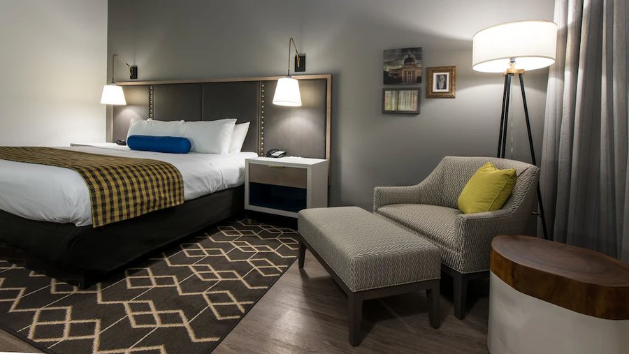 Hotel Indigo Hattiesburg By IHG — Guest room