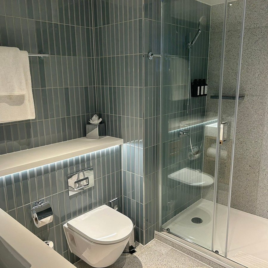 Hotel Indigo London Clerkenwell By IHG — Bathroom