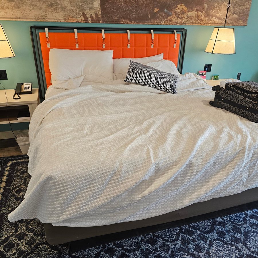 Hotel Indigo Orange Beach Gulf Shores By IHG — Guest room