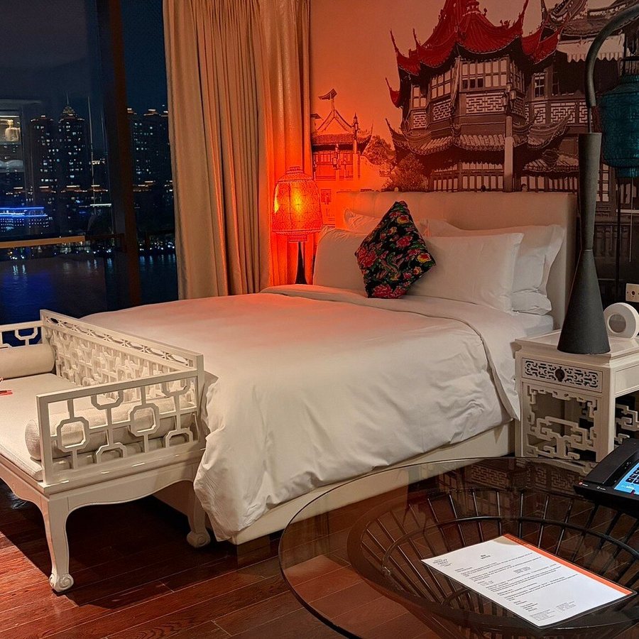 Hotel Indigo Shanghai On The Bund by IHG — Guest room