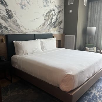 Hotel Indigo Vancouver Dwtn aE Portland Area by IHG — Guest room
