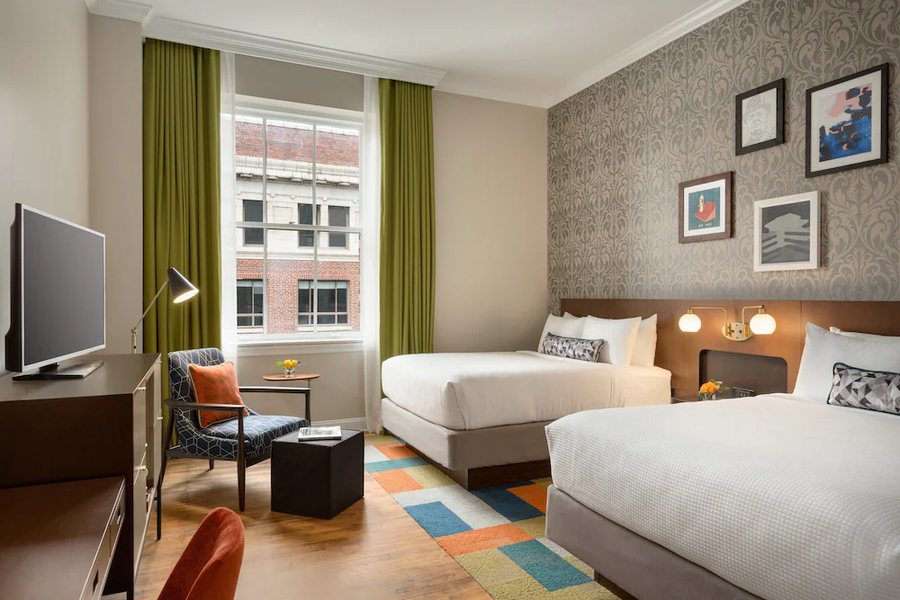 Hotel Indigo Winston salem Downtown By IHG — Guest room