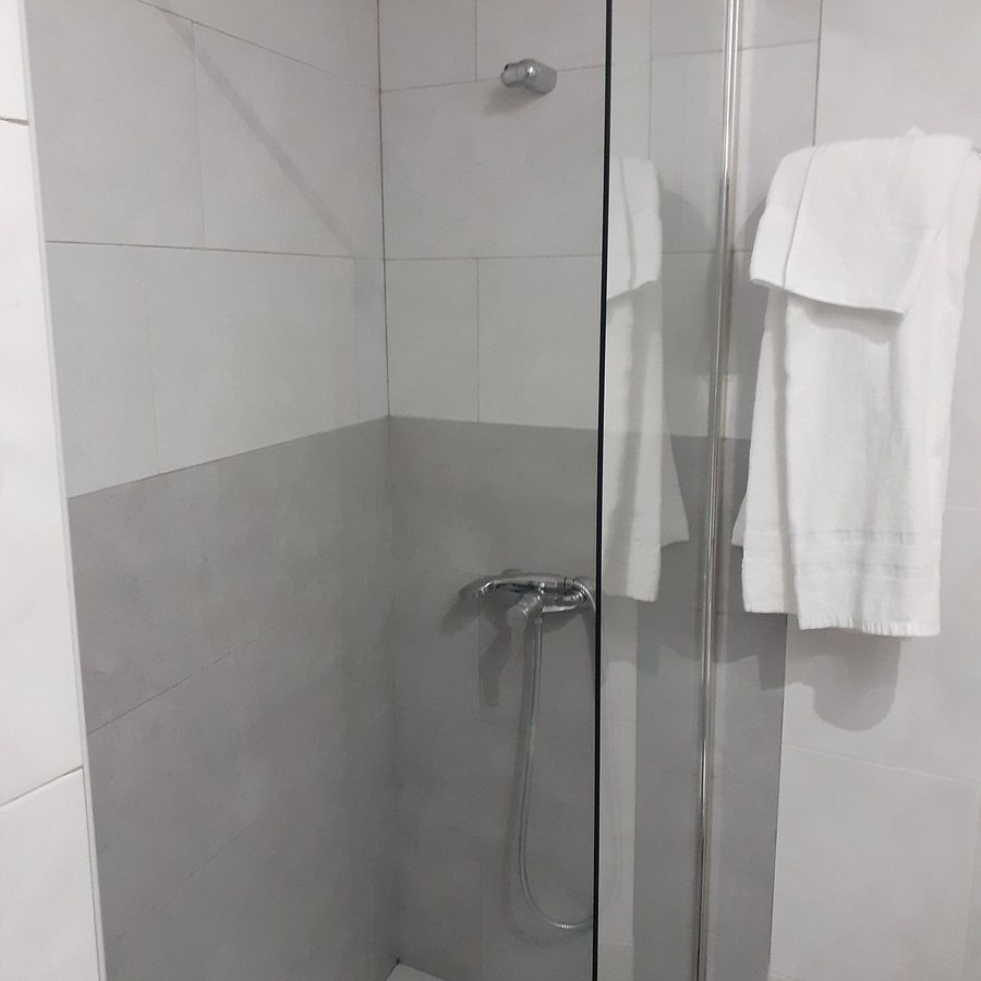 Hotel Ingles Barcelona Catalonia — Bathroom