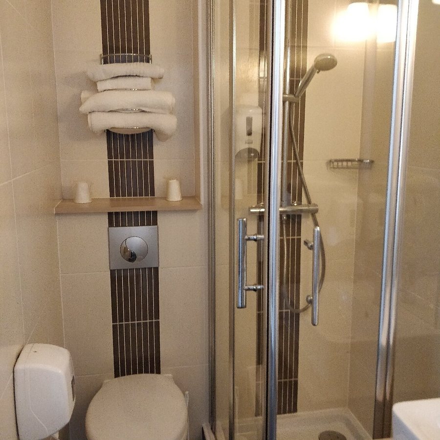 Hotel Inn Design Resto Novo Challans — Bathroom