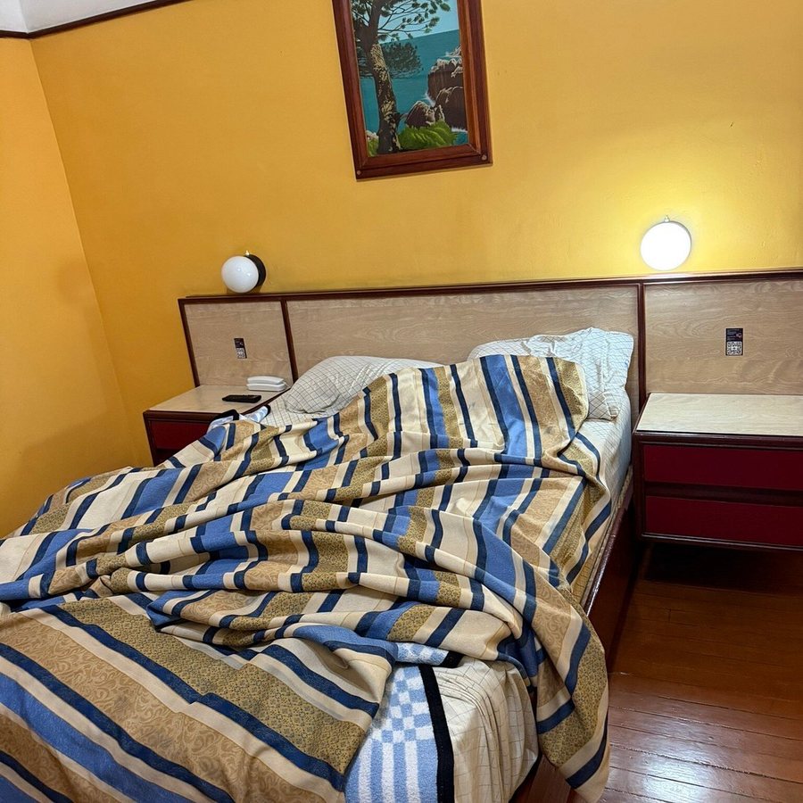 Hotel Isabel — Guest room
