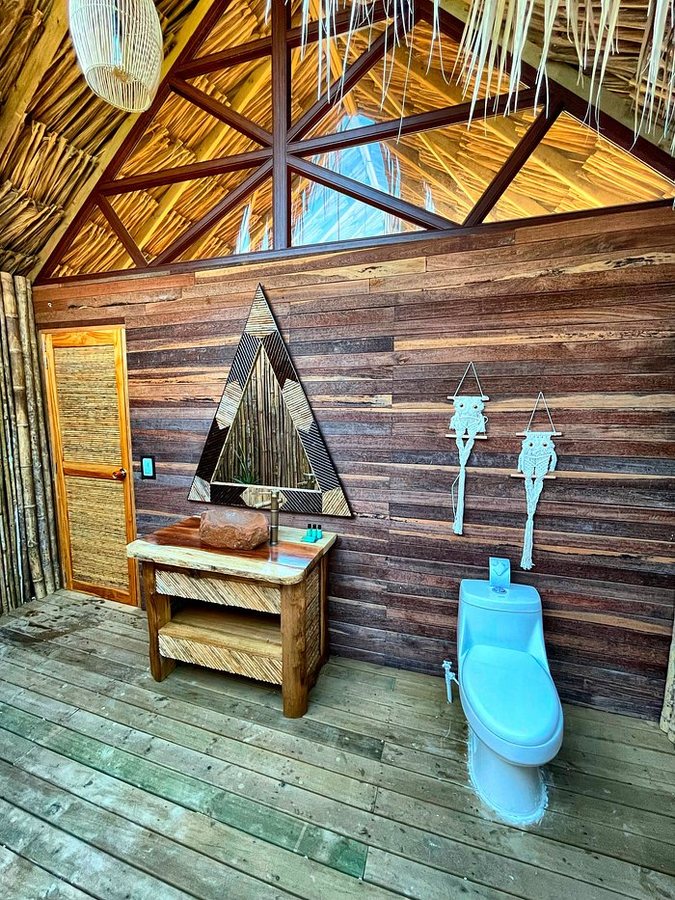 Hotel Isla Mucura — Bathroom