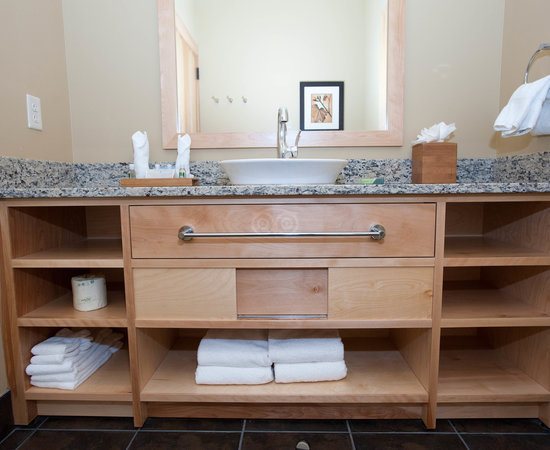 Hotel Jay Conference Center — Bathroom