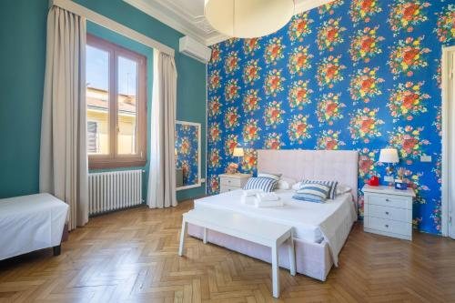 Hotel Joli — Guest room