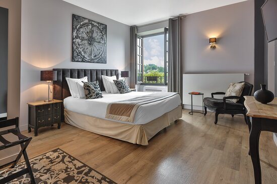Hotel Joyet de Maubec — Guest room