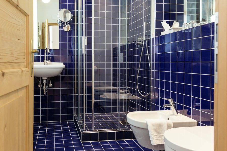 Hotel Kabis — Bathroom