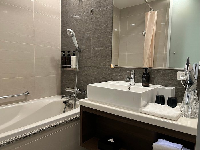 Hotel Keihan Kyoto Hachijoguchi — Bathroom