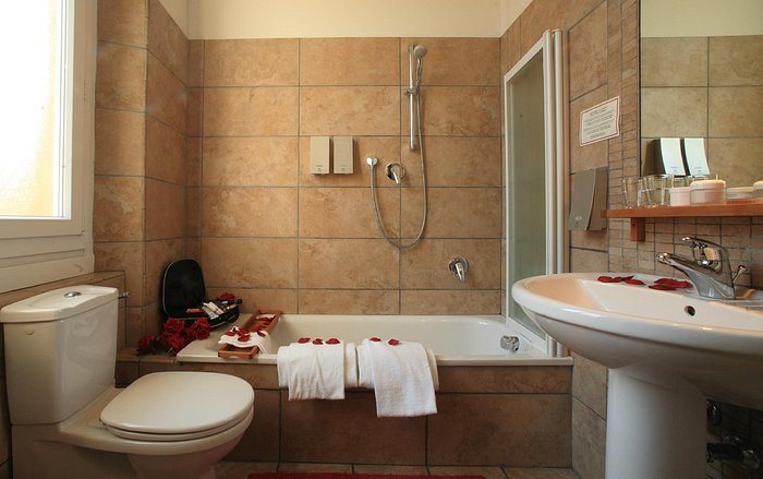 Hotel Kursaal Ausonia — Bathroom