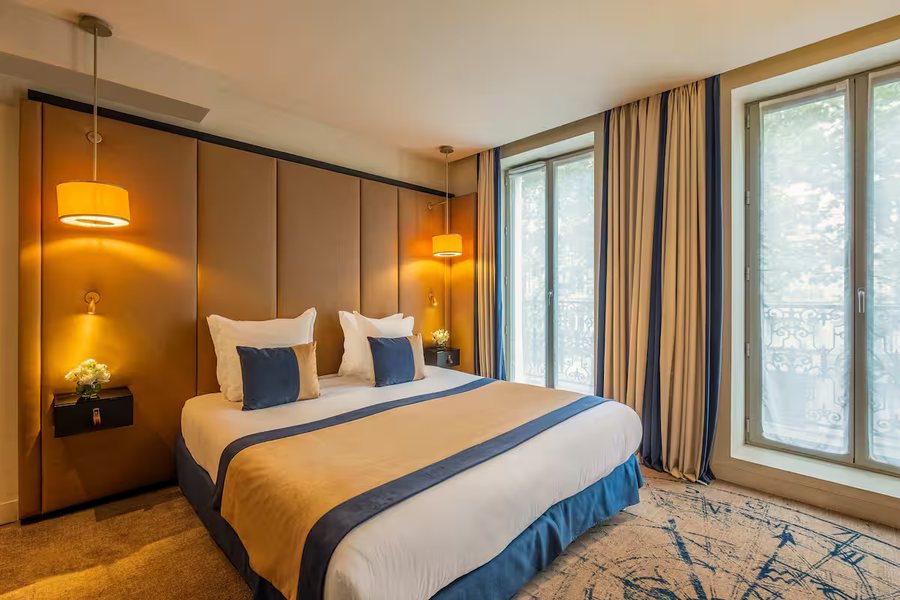 Hotel La Bourdonnais by Inwood Hotels — Guest room