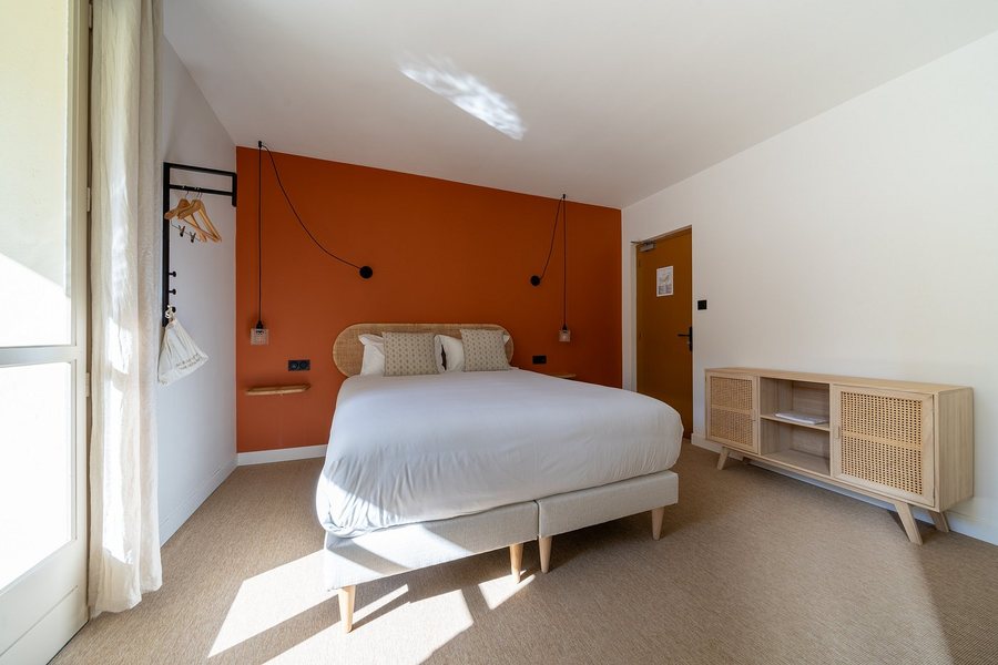 Hotel La Garrigue — Guest room