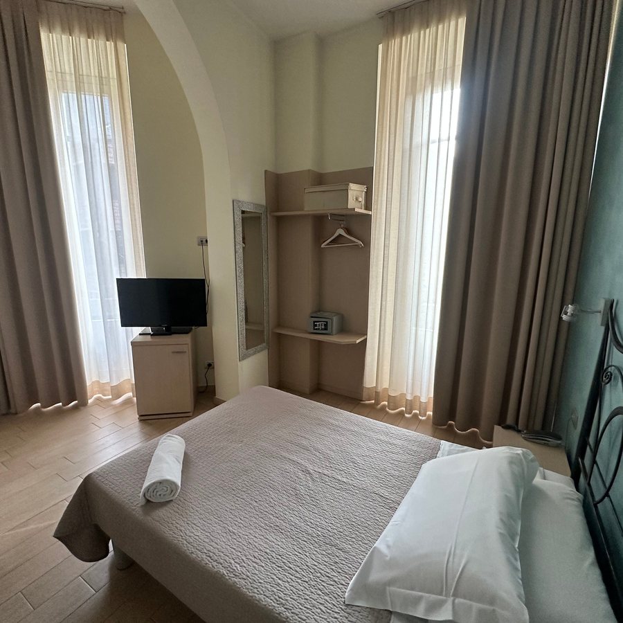 Hotel La Madonnina — Guest room