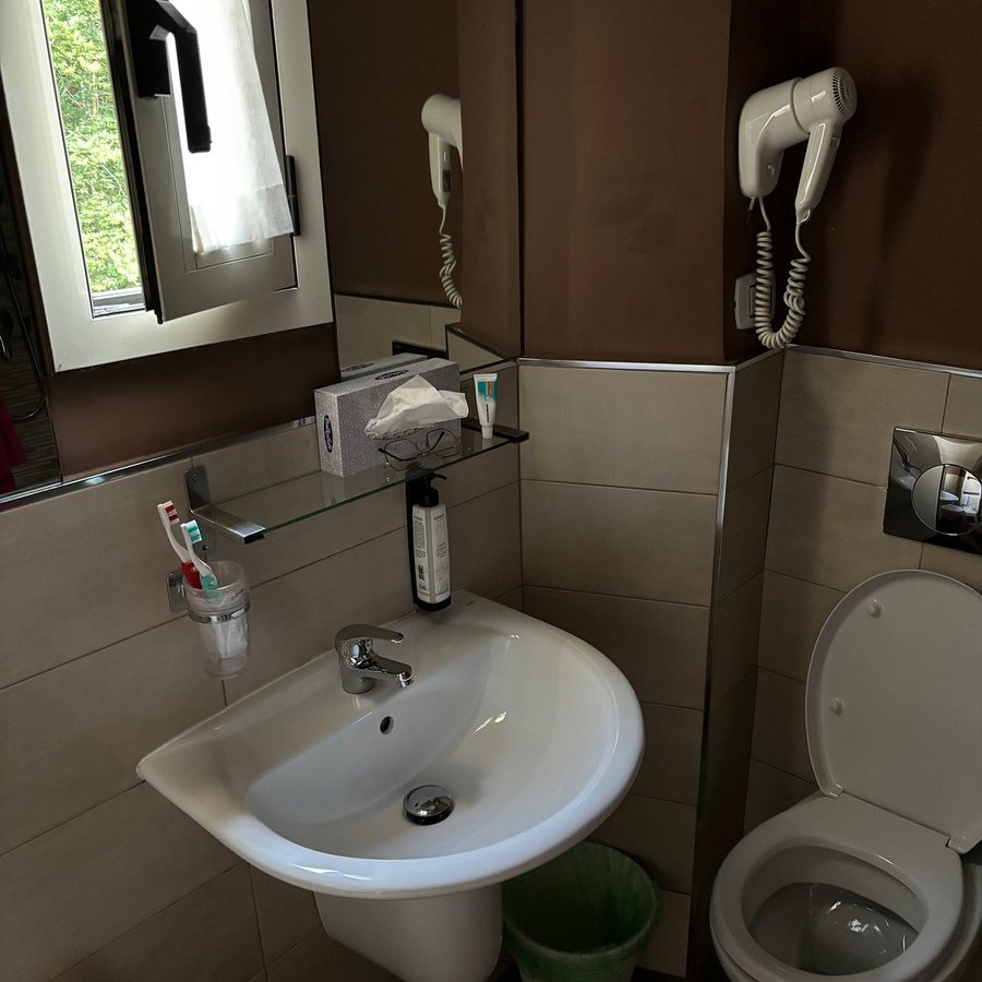 Hotel La Maielletta — Bathroom