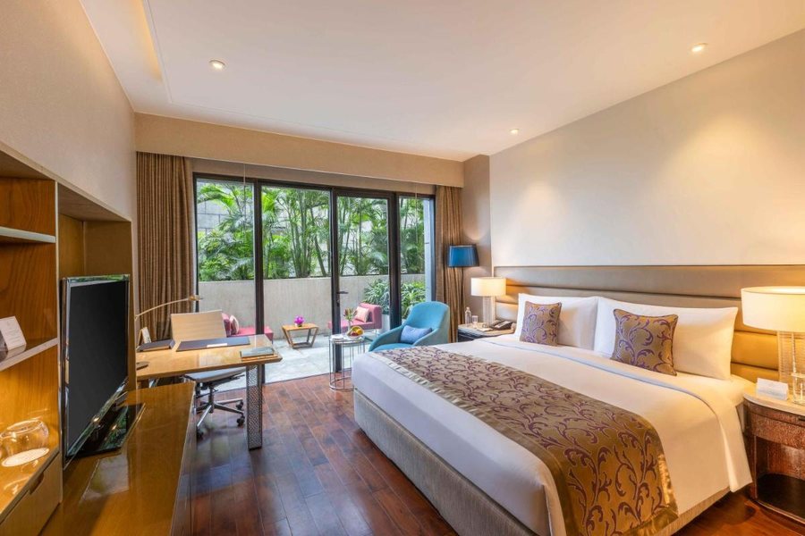 Hotel LA — Guest room
