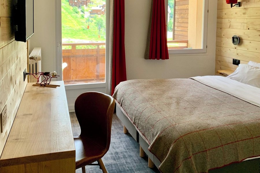 Hotel Lac Bleu 1650 — Guest room