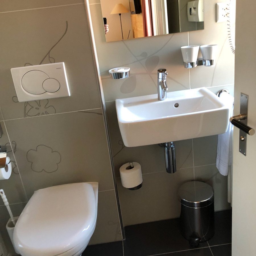 Hotel Landhaus — Bathroom