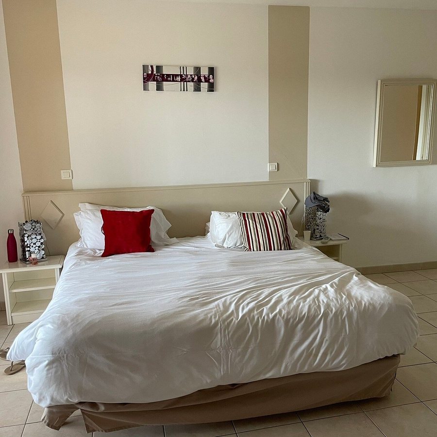 Hotel Le Ruesco — Guest room