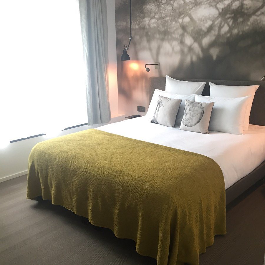 Hotel les Deux Girafes Paris — Guest room