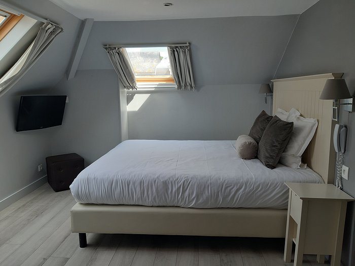 Hotel Les Embruns — Guest room