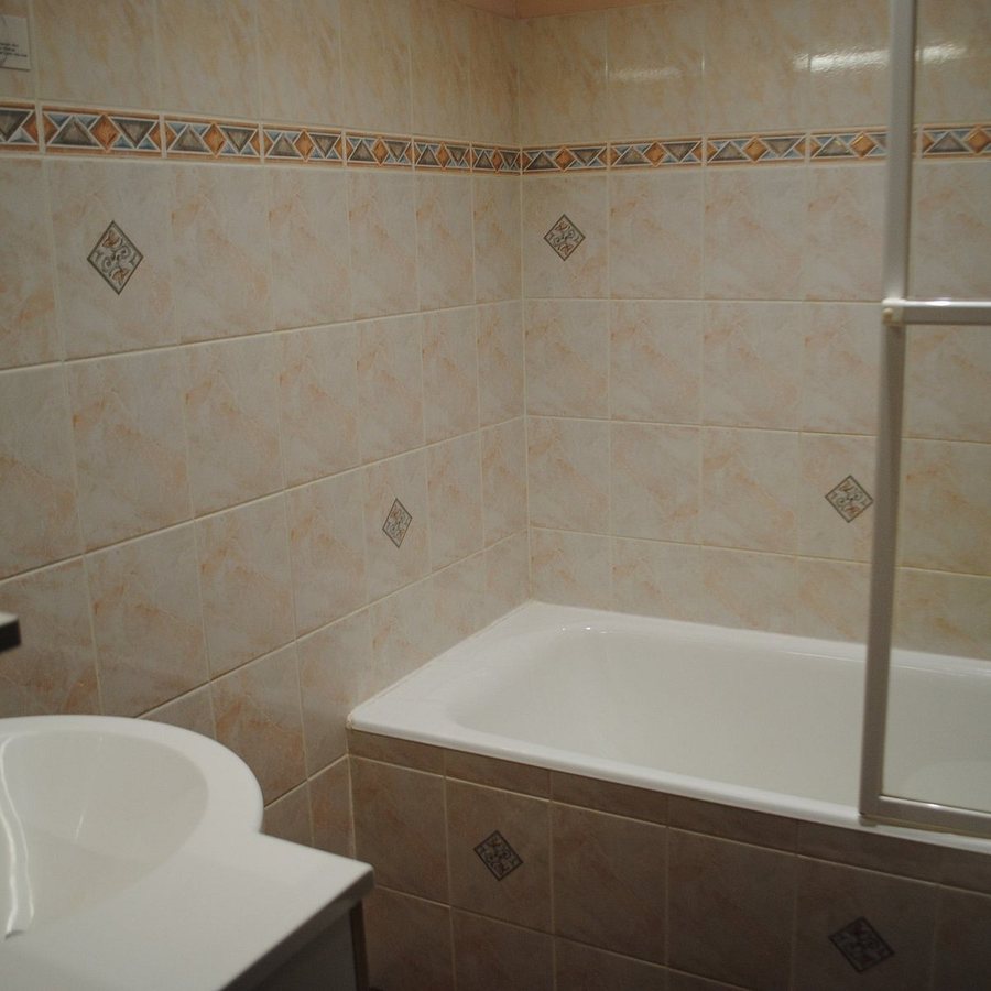 Hotel Les Trois Maures — Bathroom