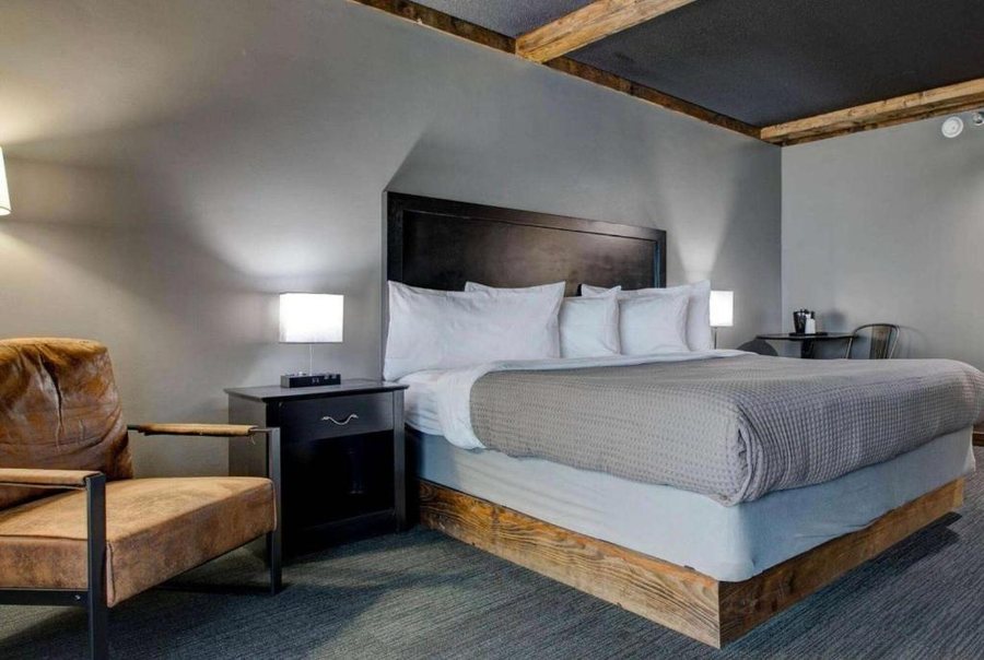 Hotel Lex Trademark Collection by Wyndham — Guest room