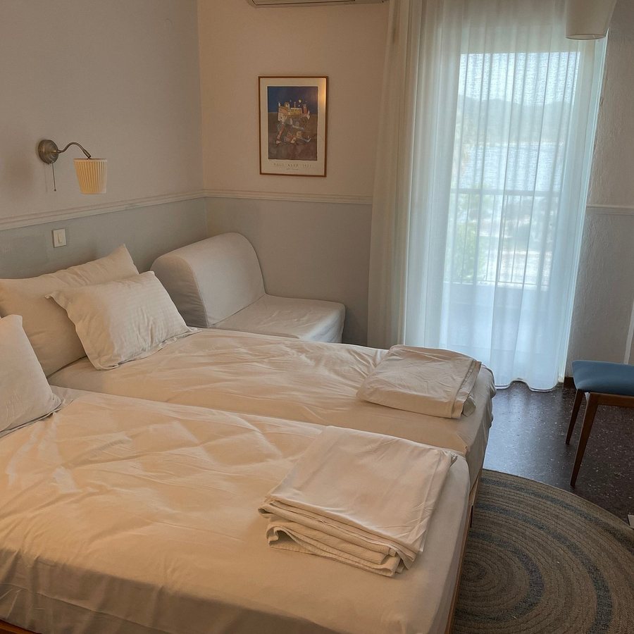 Hotel Liotopi — Guest room