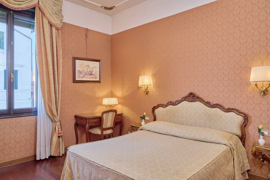 Hotel Locanda Vivaldi — Guest room