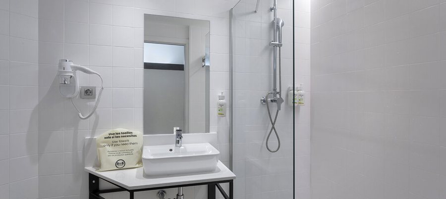 Hotel los Berchules — Bathroom