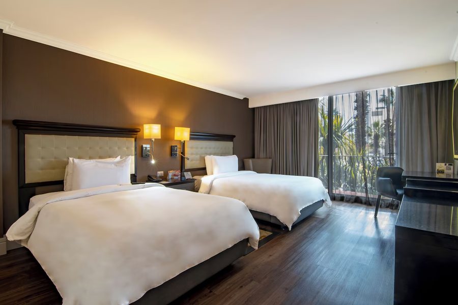 Hotel Lucerna Tijuana — Guest room