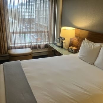 Hotel Lucia — Guest room