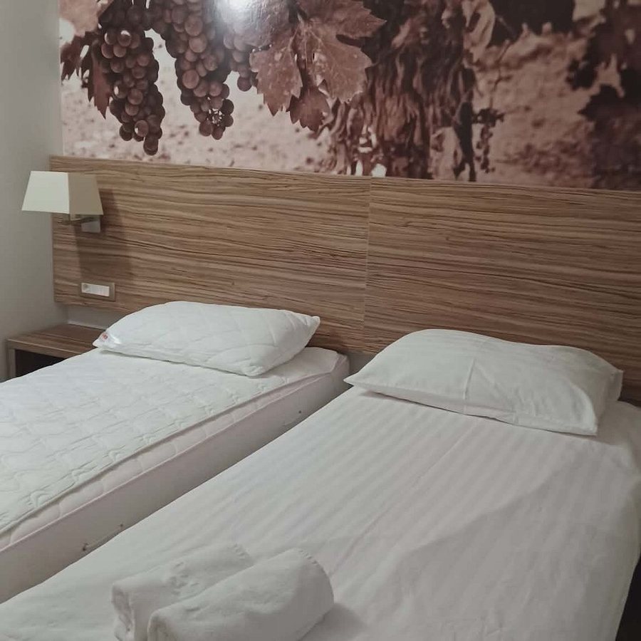 Hotel Luna — Guest room
