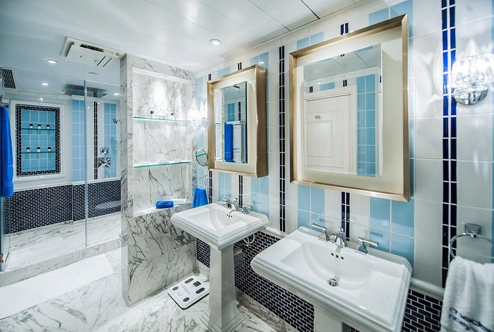 Hotel Madera Hollywood — Bathroom