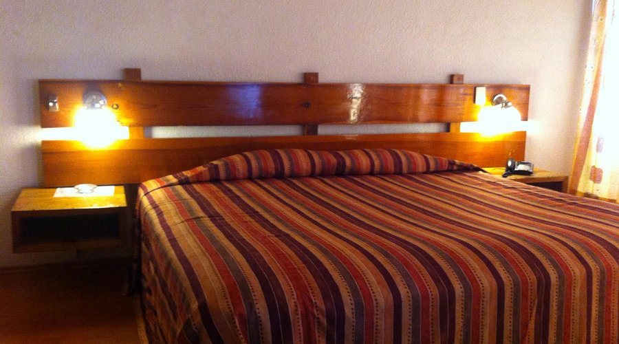Hotel Marbella — Guest room