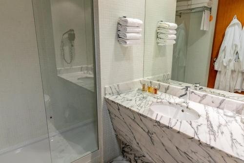 Hotel Marina Rio — Bathroom