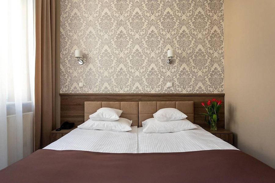 Hotel Maximum — Guest room