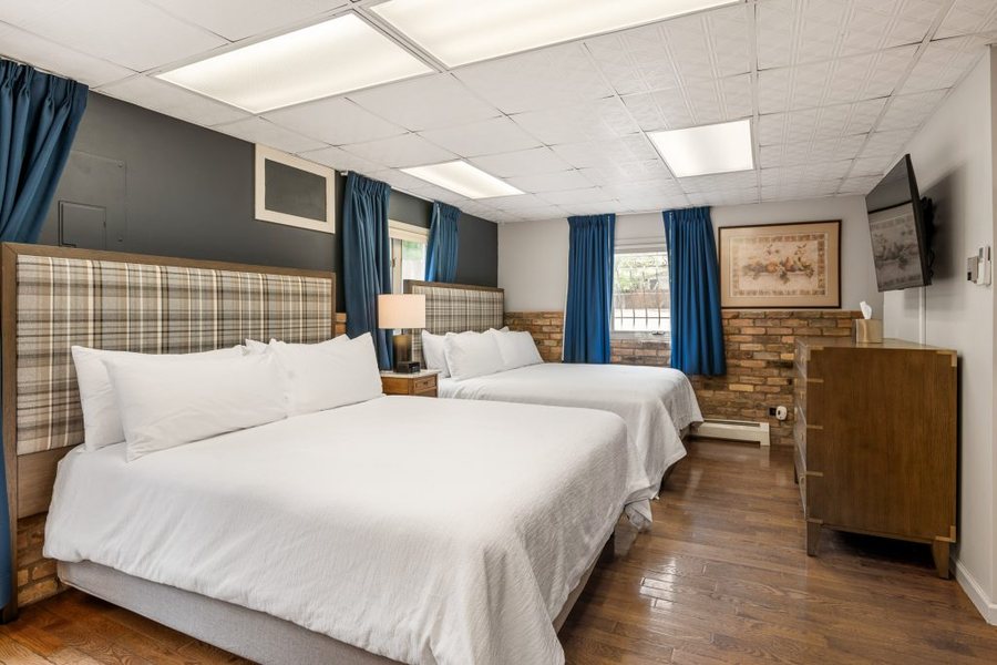 Hotel Maxwell Anderson — Guest room