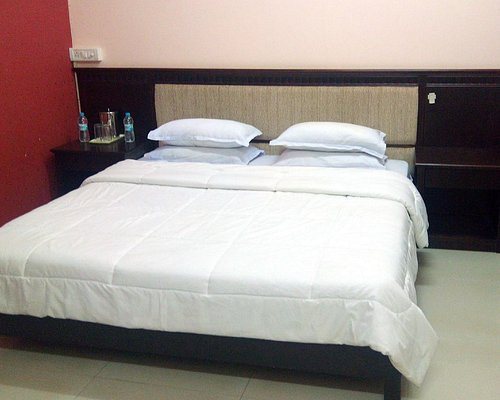 Hotel Mayura Durga Chitradurga — Guest room