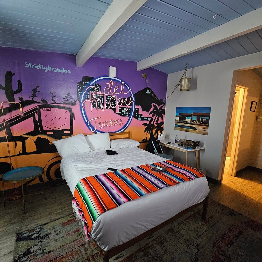 Hotel Mccoy Tucson — Guest room